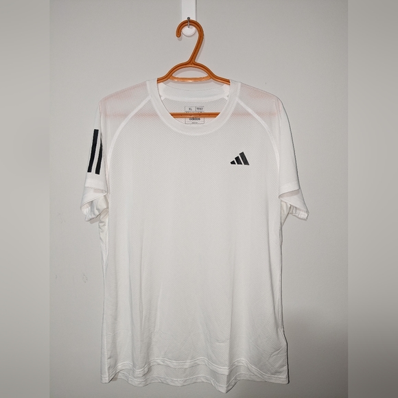 Adidas dry fit tshirt - Picture 1 of 5
